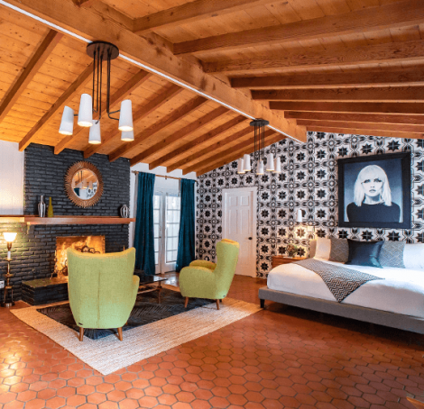 Villa-Royale-Thumbnail (1)