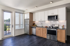 Balanza-Harbor,-Grant-Park-Village