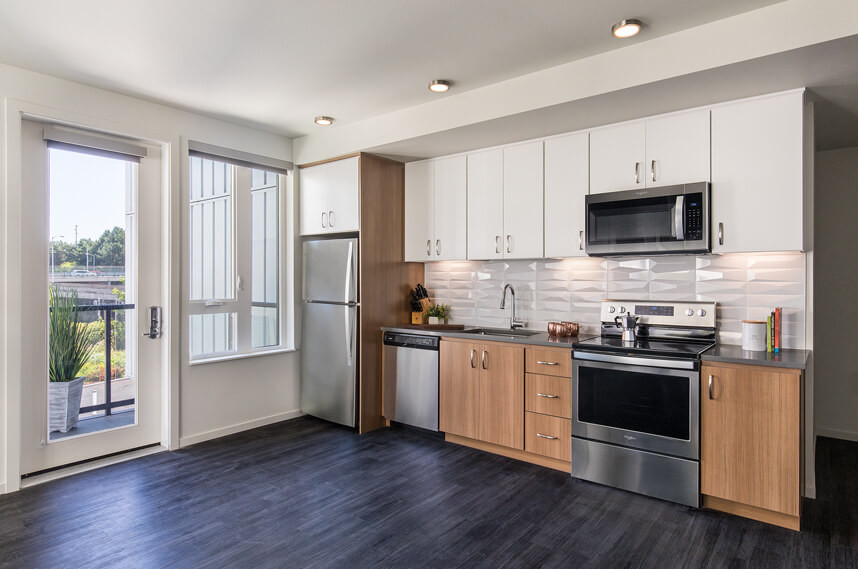 Balanza-Harbor,-Grant-Park-Village