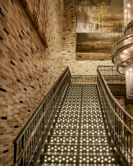 Cascade-Glazed-Bricks,-the-chelsea