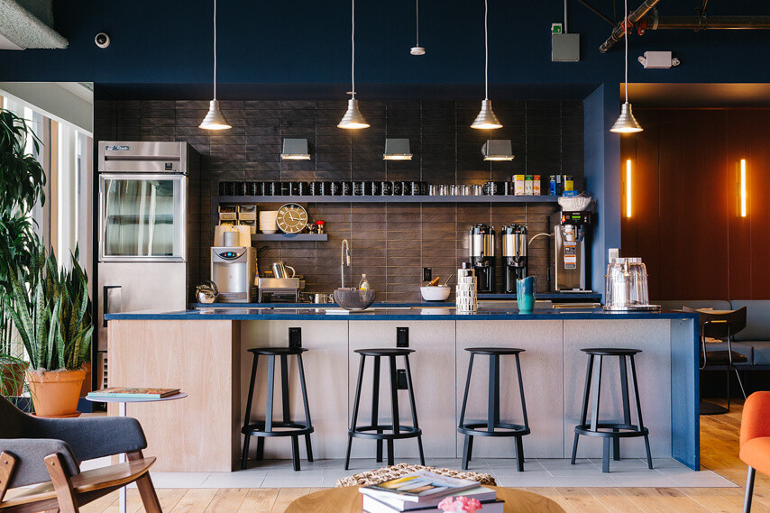 Cev-antico-largo-metallic,-wework