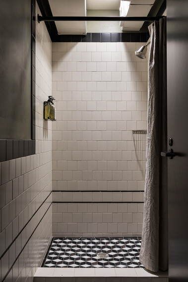 custom-stone-mosaic,-eden-color-walls,-Kex-portland