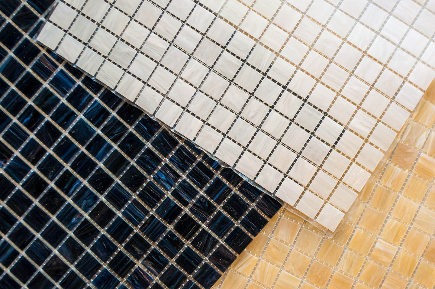 Colores-Golden-Eye-Install-36622-(1)