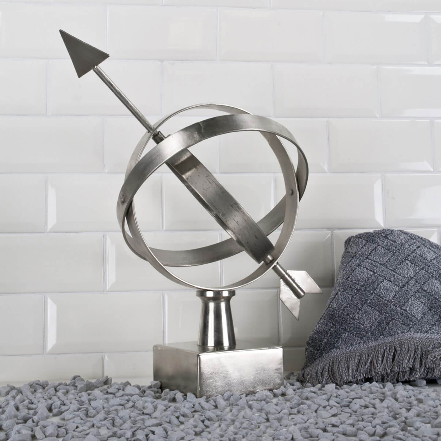 Esperanza-Blank-Wall-Install-36646-(21)