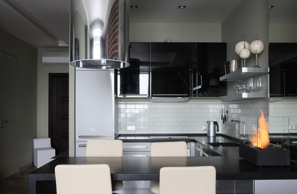 Esperanza-Blank-Wall-Install-36646-(24)