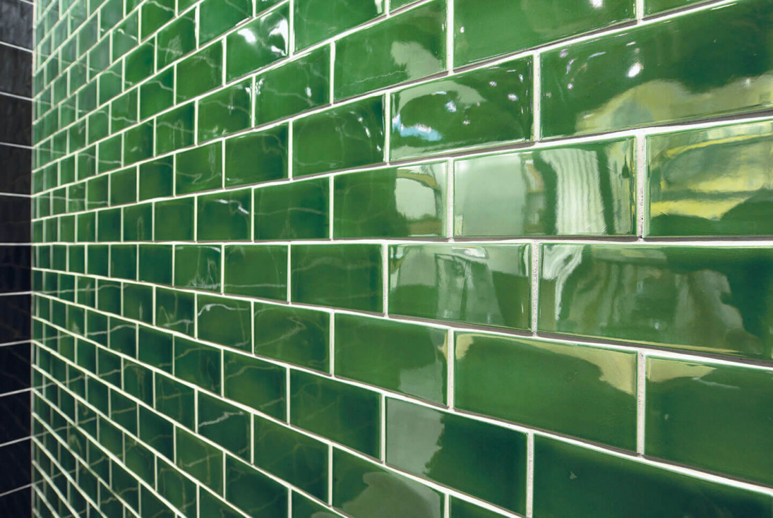 Kera-Transparent-Wall-Install-36761-(4)