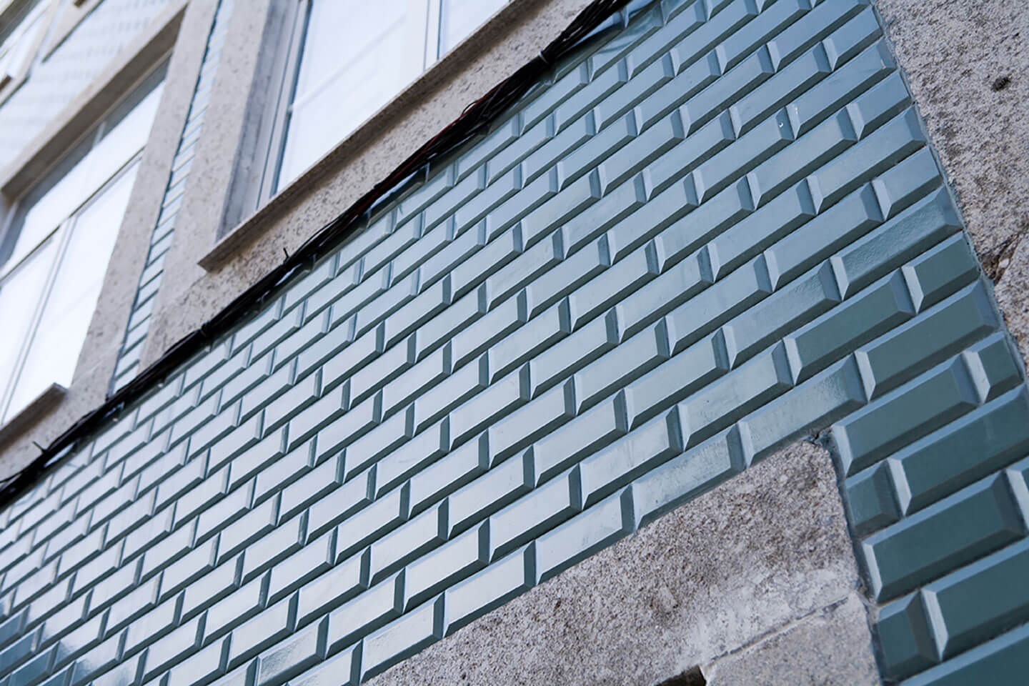 Madeira-Beveled-Wall-Install-36775