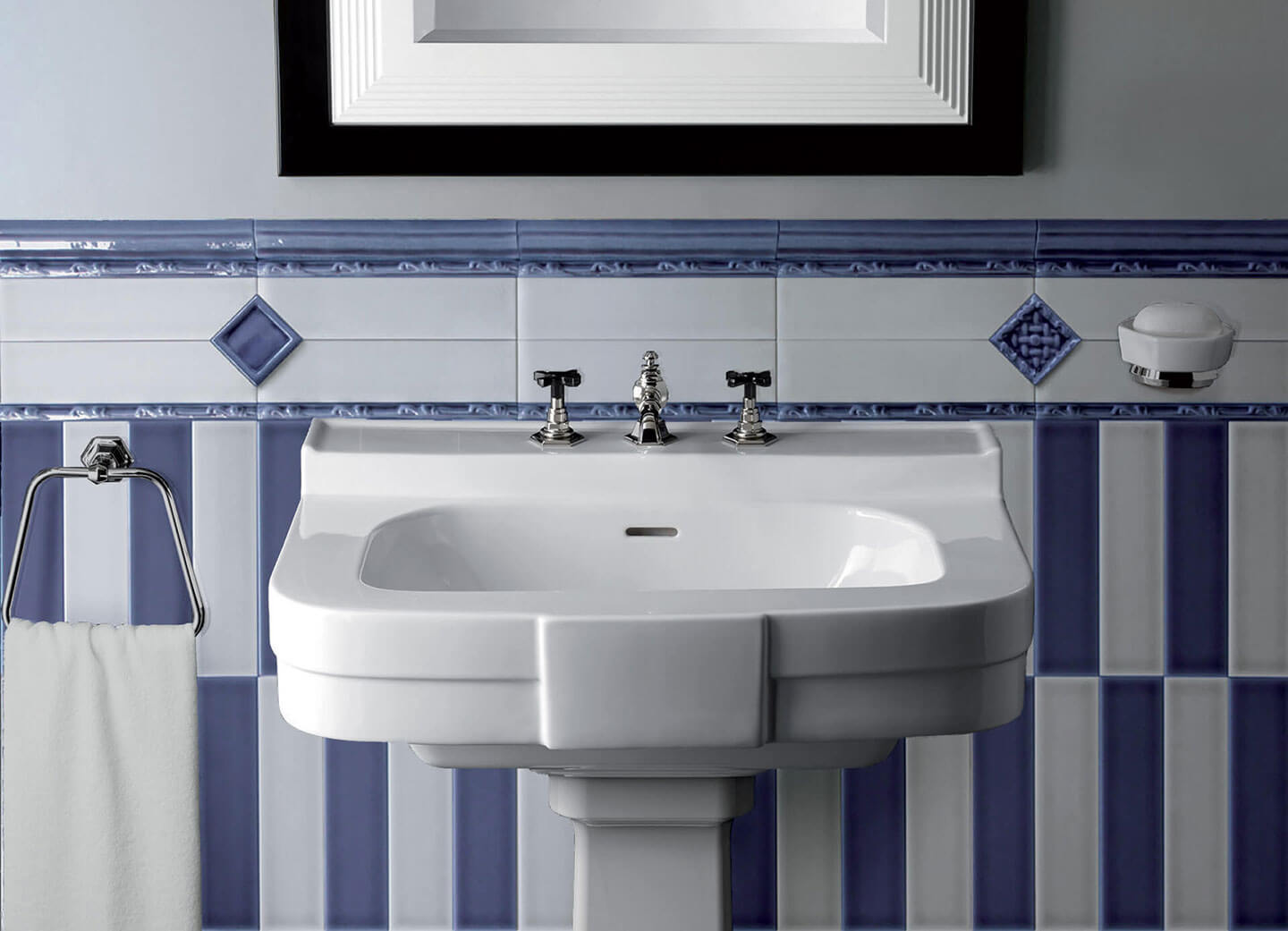 Ravenna-New-Transparents-Install-25432-(11)