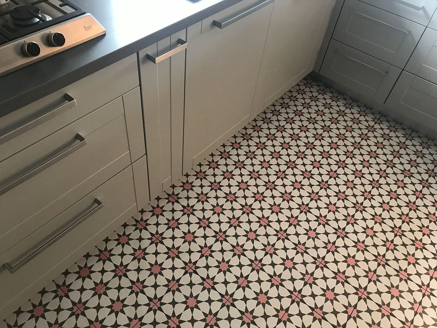 Tabula-Poesia-Install-314875-(9)