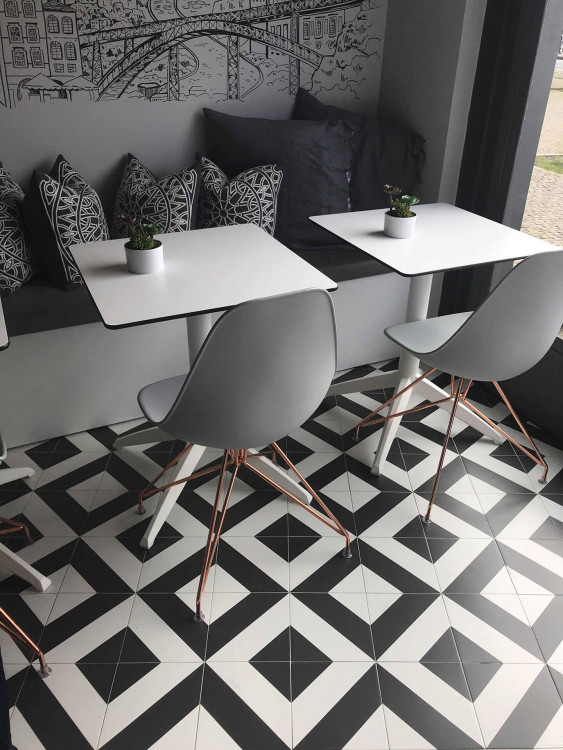 Tabula-Poesia-Install-314875-(12)