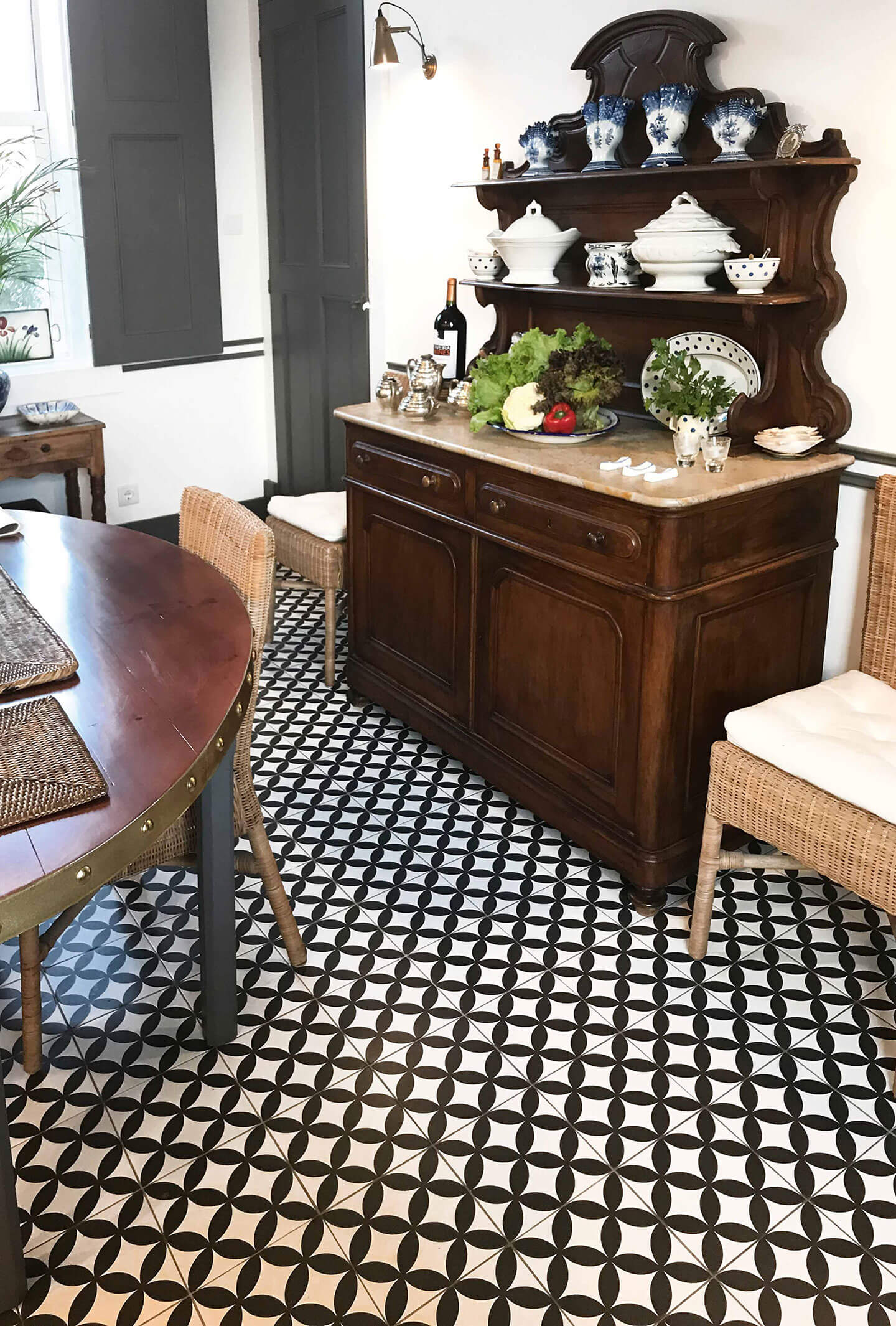 Tabula-Poesia-Install-314875-(13)