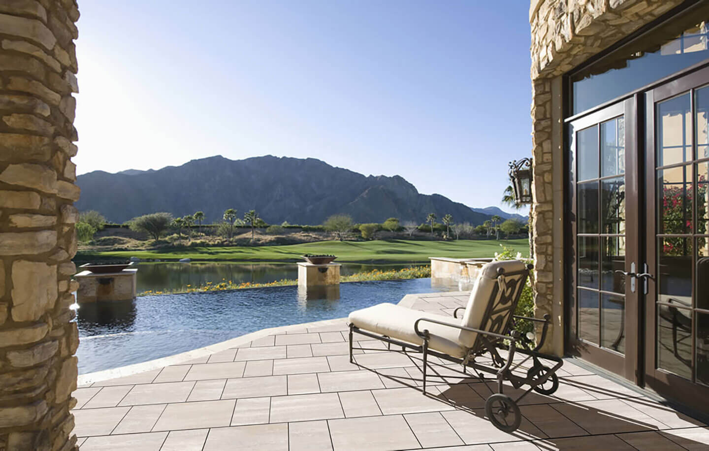 Titan-Travertino-Install-36919-(5)