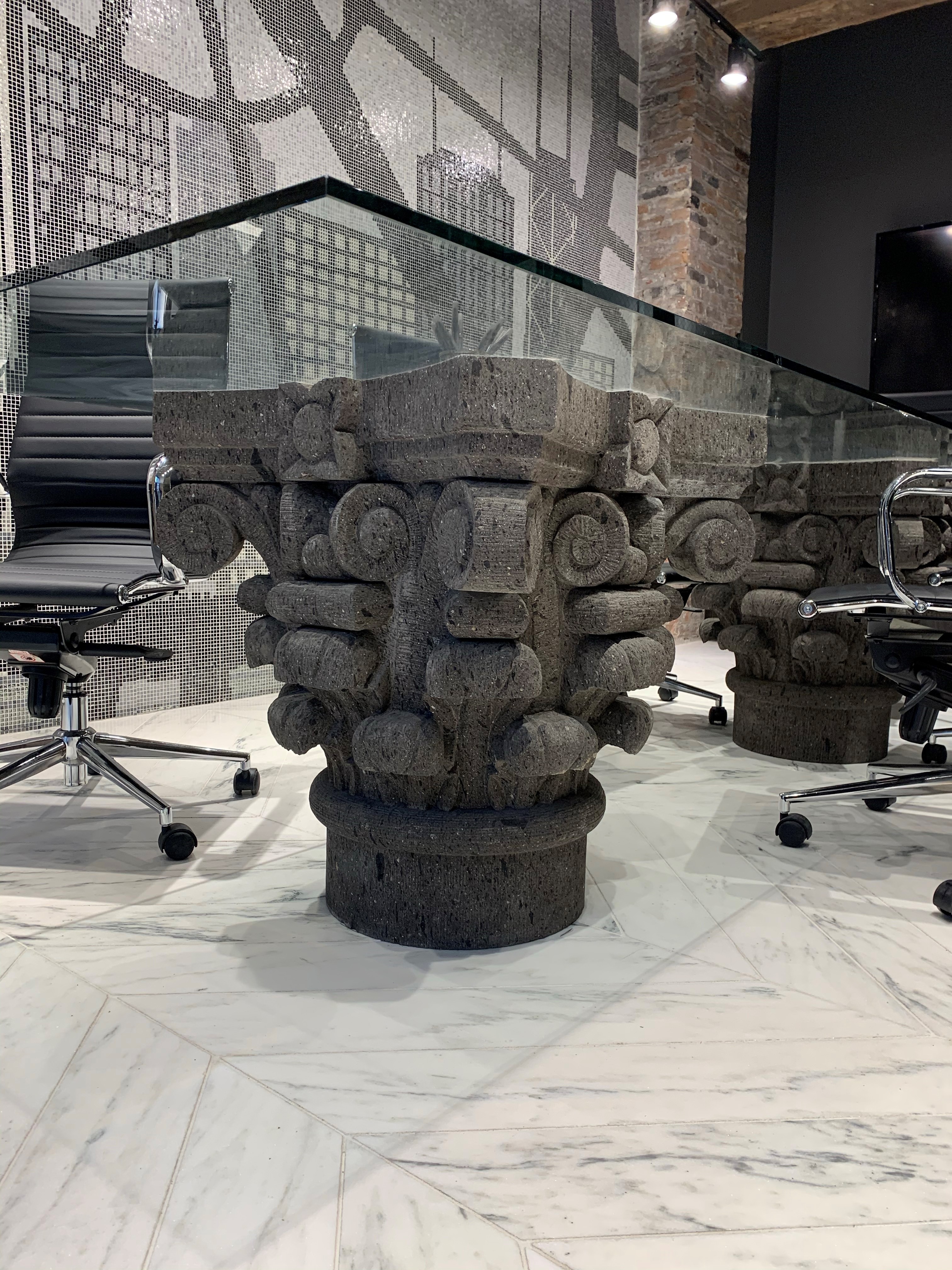 ChicagoShowroom_ConferenceRoom_Pepper01