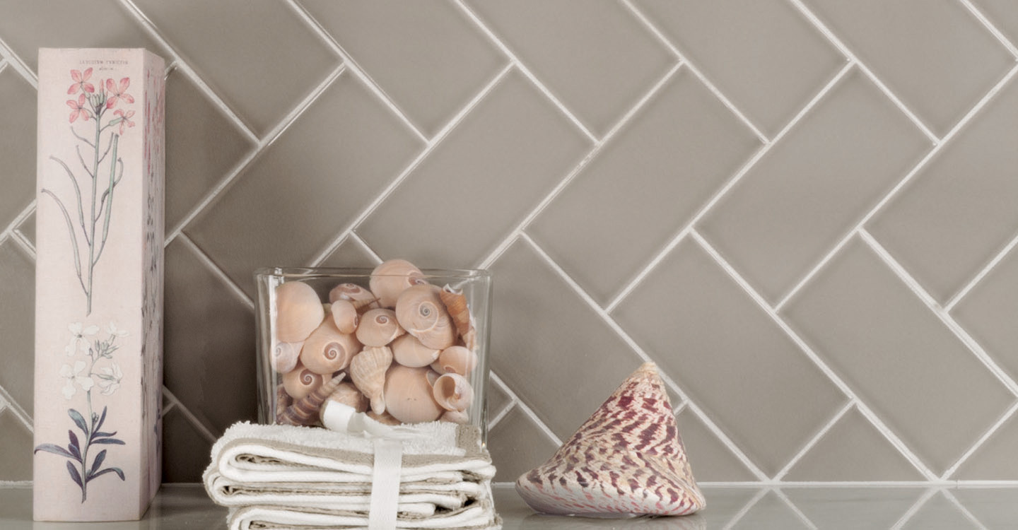 Esperanza-Crackle-White-Install-36647-1