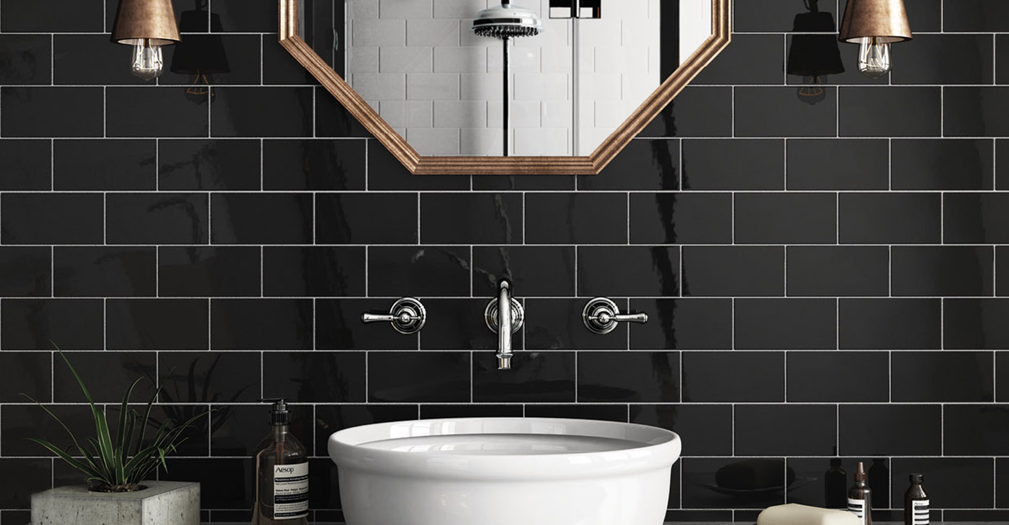 Casey-Construct-Black-Glossy-Install-37766-16-16