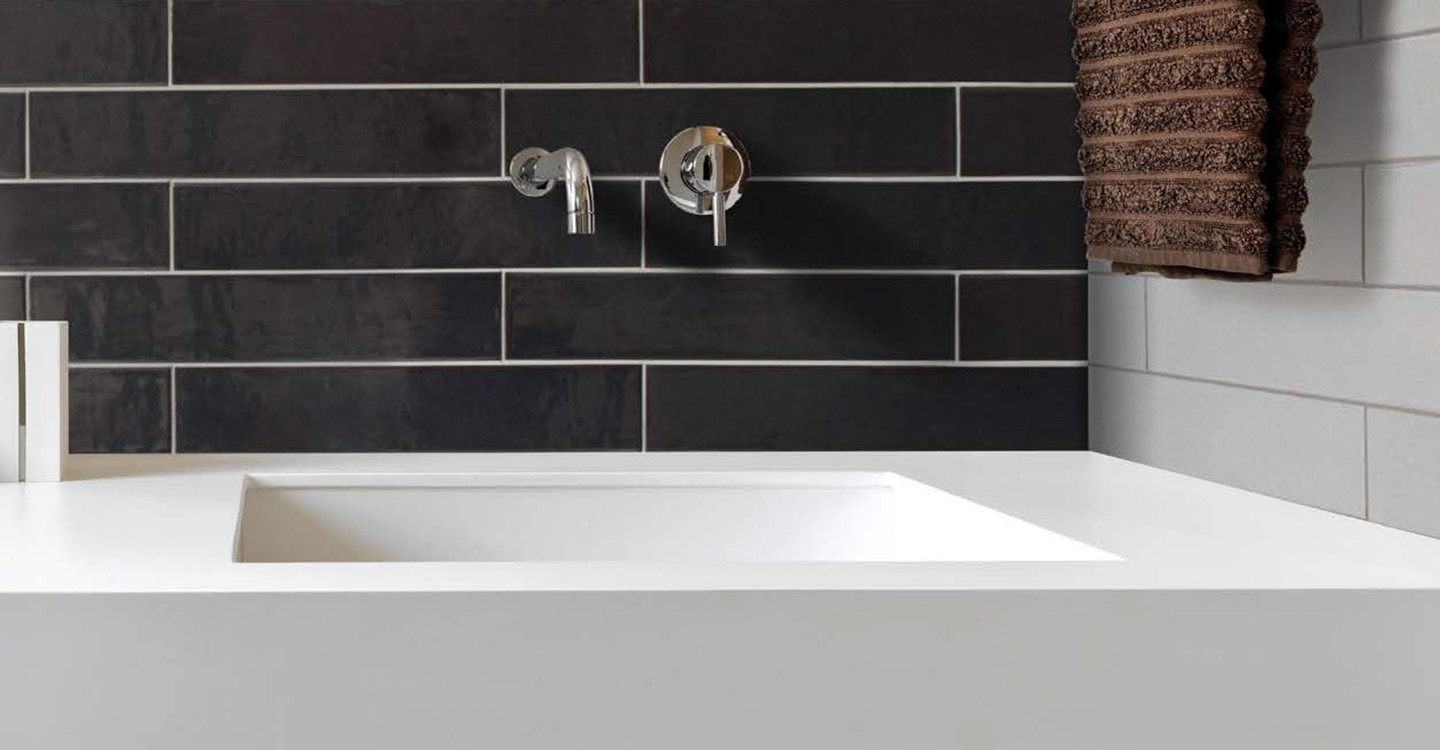 Casey-Home-Anthracite-Glossy2-Swatch-37785-18