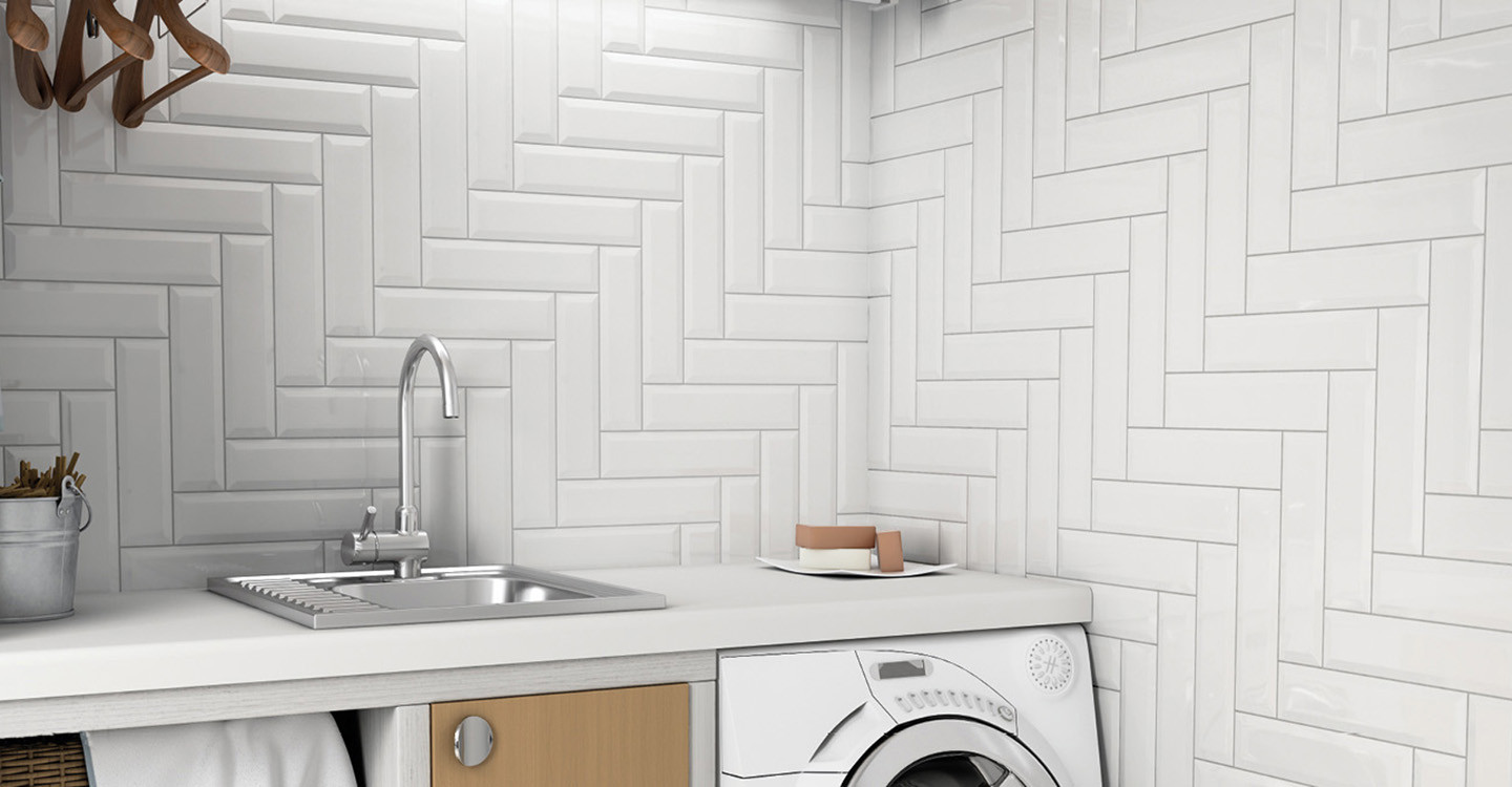 Casey-Metro-White-Glossy-Swatch-37809-2