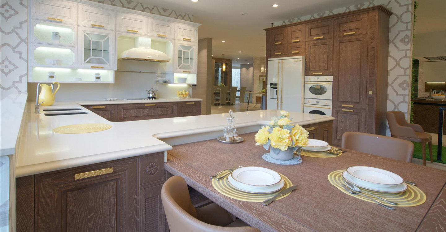 Margo-Porphyry-Rodi-Honed-1.2cm-Install-355676-1