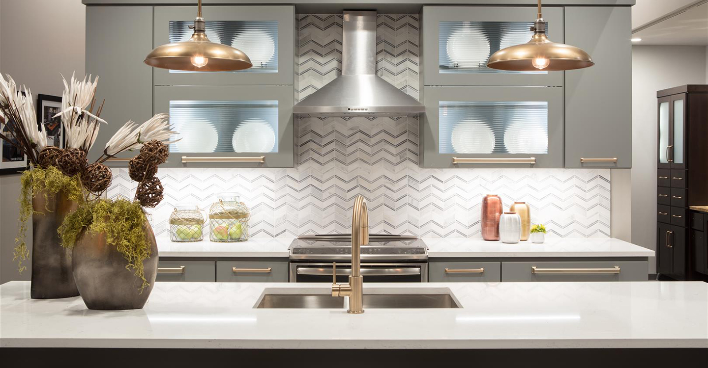 Margo-Porphyry-Virginia-Honed-1.2cm-Install-355748-3