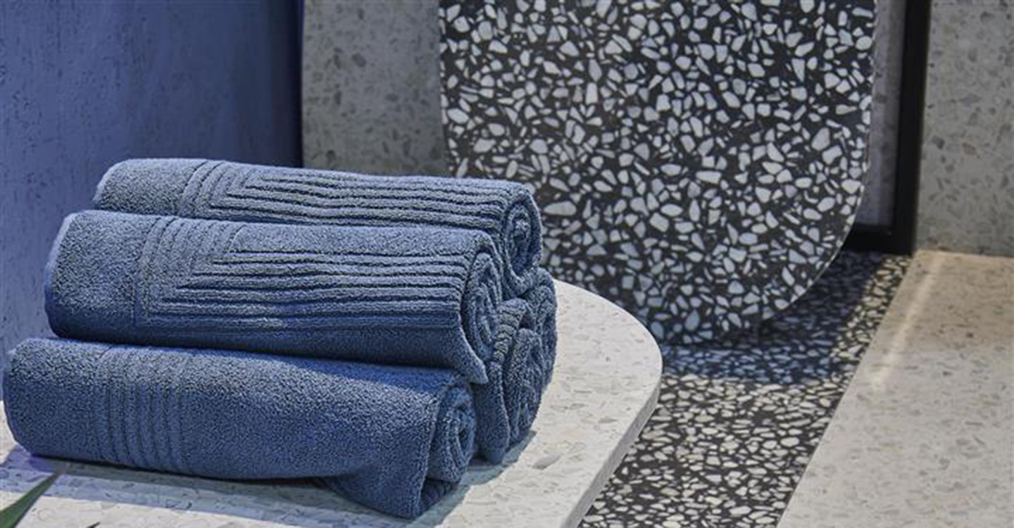 Margo-Aldo-Giallo-Reale-Honed-1.2cm-Install-349482-2