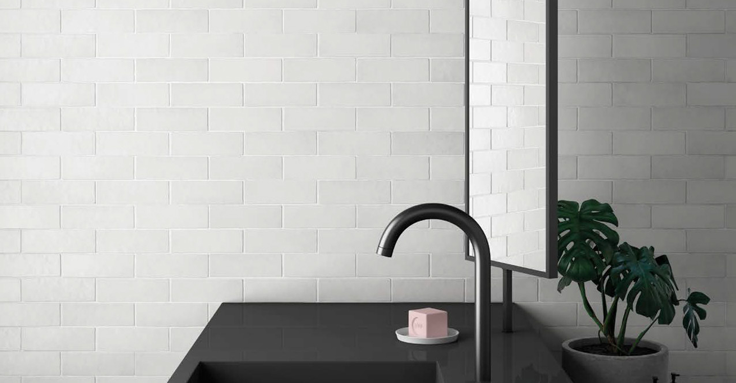 Agami-Topiary-Install-15