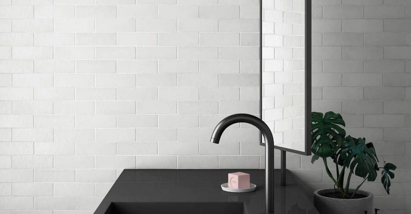 Agami-Topiary-Install-15