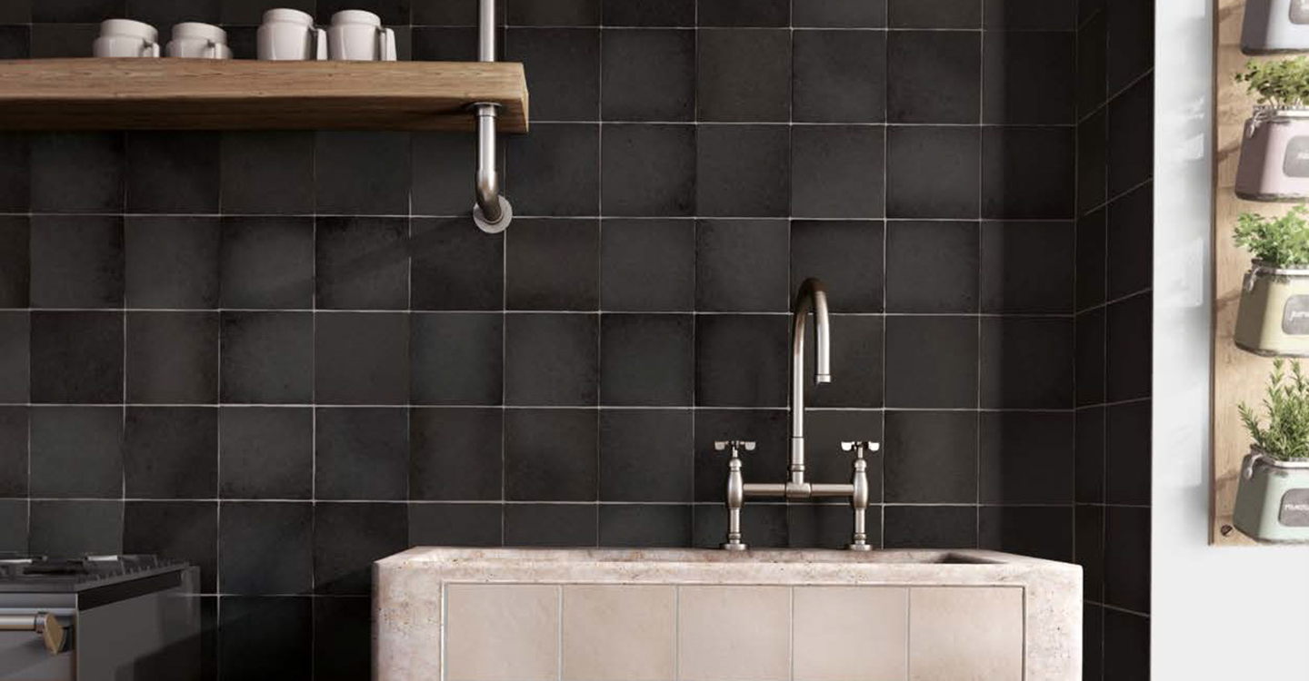 Agami-Topiary-Install-16