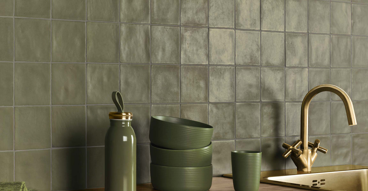 Porto-Coquille-Moss-Matte-Swatch-378149-8