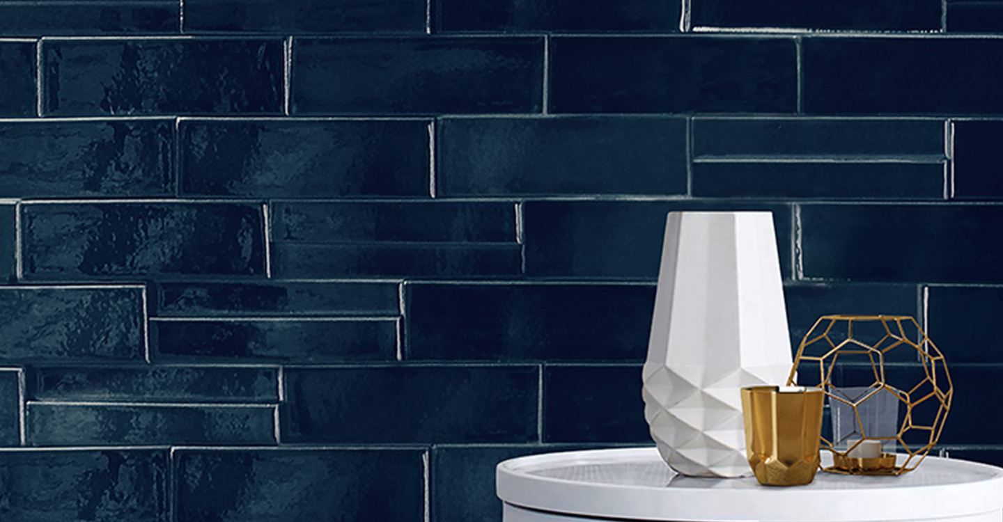 Avi-Ooma-Sapphire-Mix-Glossy-Swatch-378690-2