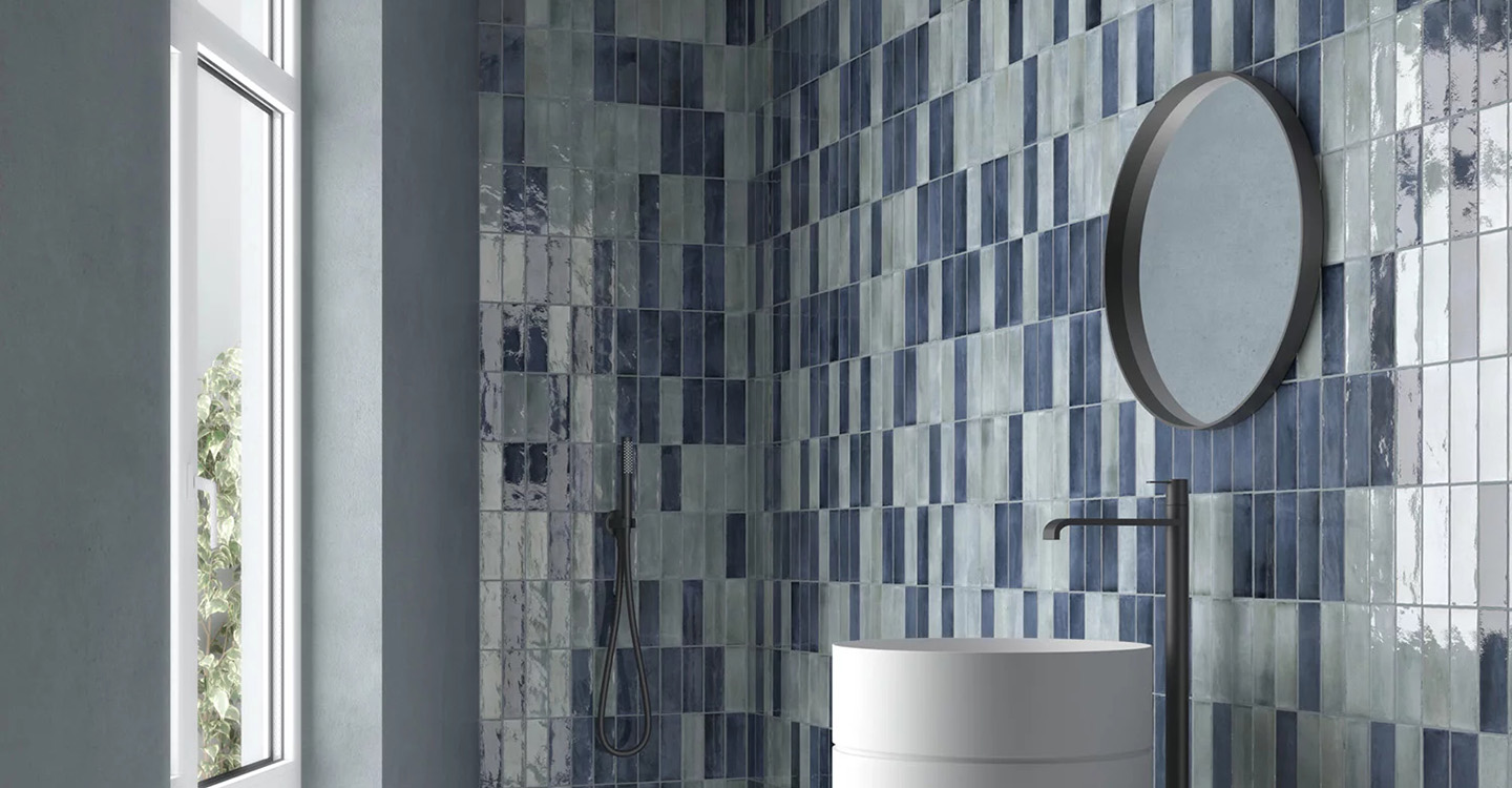 Casey-Colada-Light-Blue-dark-blue-Glossy-Swatch-388023