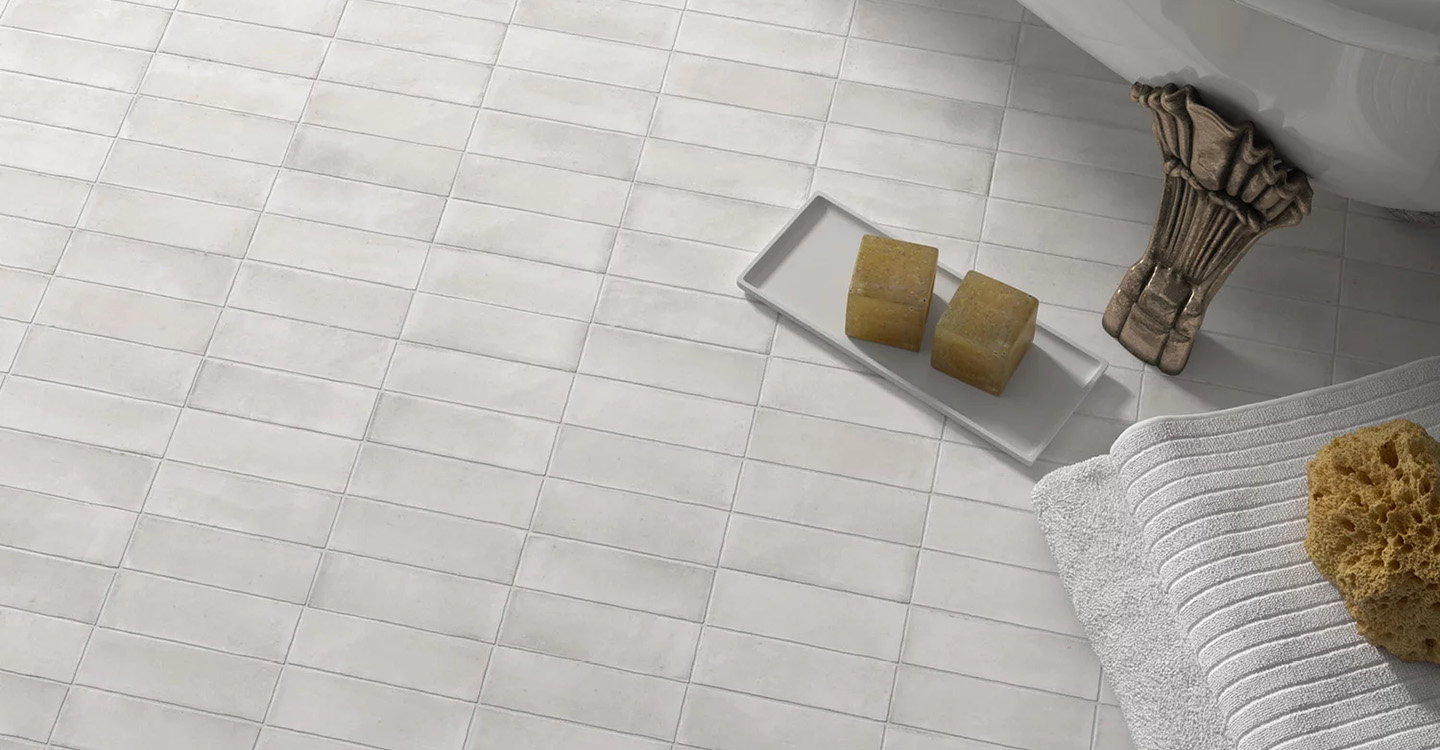 Casey-Colada-Off-White-Matte-Swatch-388012-1