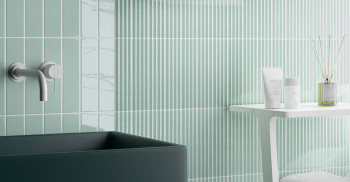 Casey-Opto-Angle-Aqua-Glossy-Swatch-388046