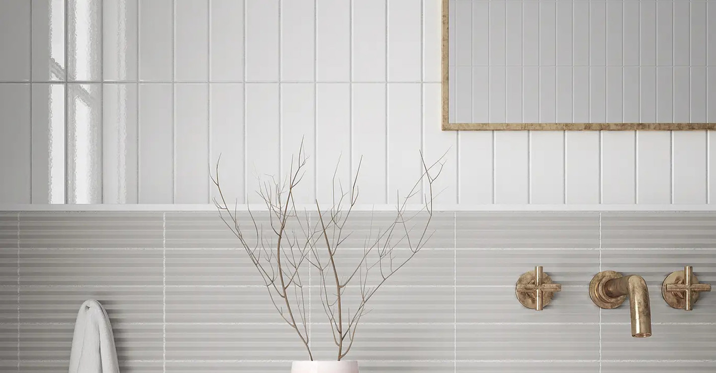 Casey-Opto-Angle-White-Glossy-Swatch-388043