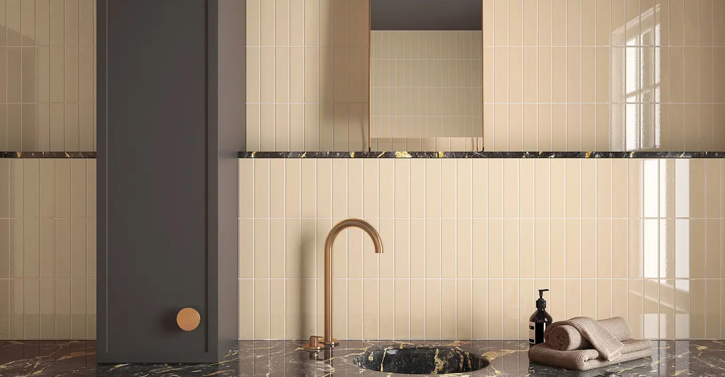 Casey-Opto-Beige-Glossy-Swatch-388029