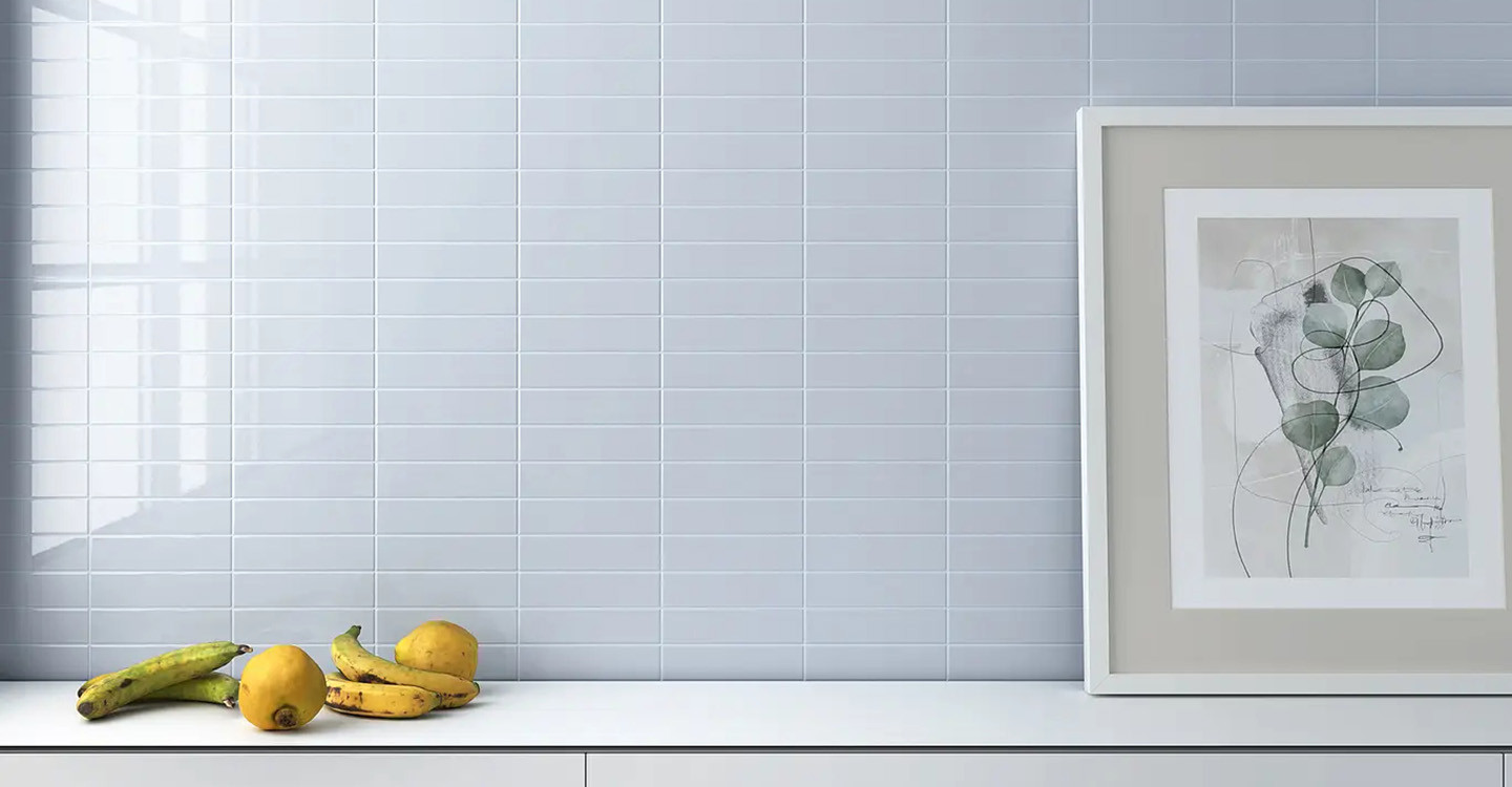 Casey-Opto-Light-Blue-Glossy-Swatch-388033