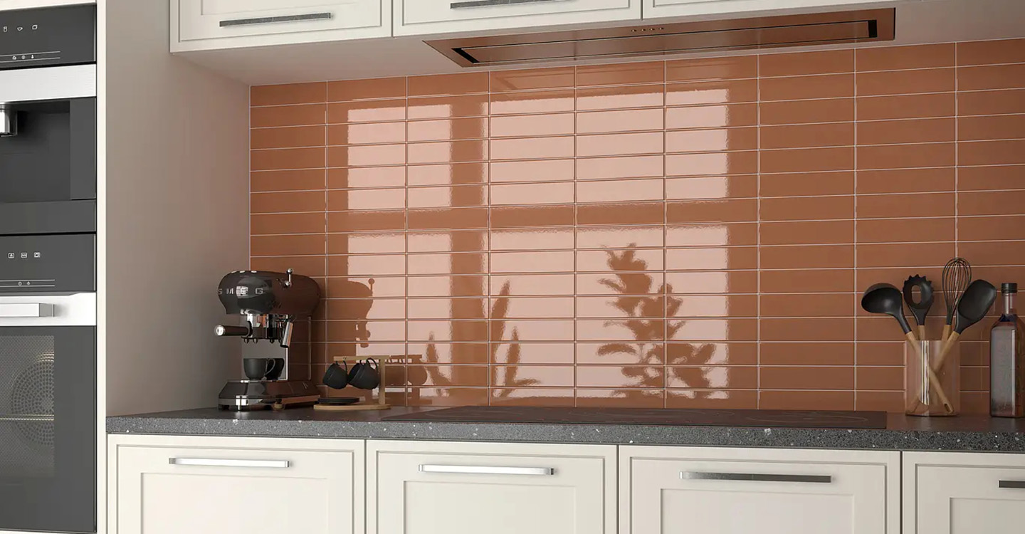 Casey-Opto-Sepia-Glossy-Swatch-388038