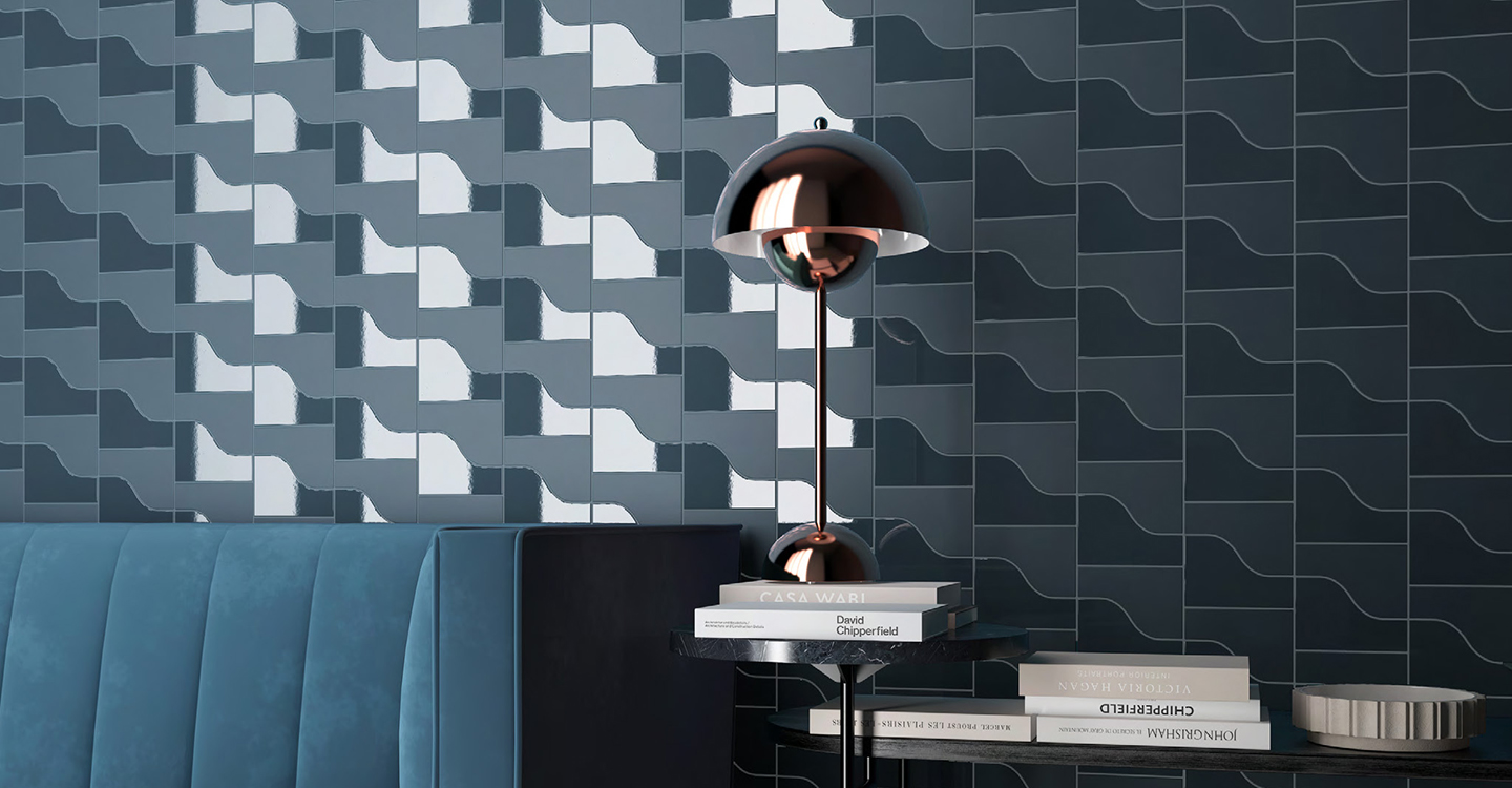 Casey-Bolo-Dark-Blue-Glossy-Swatch-388123