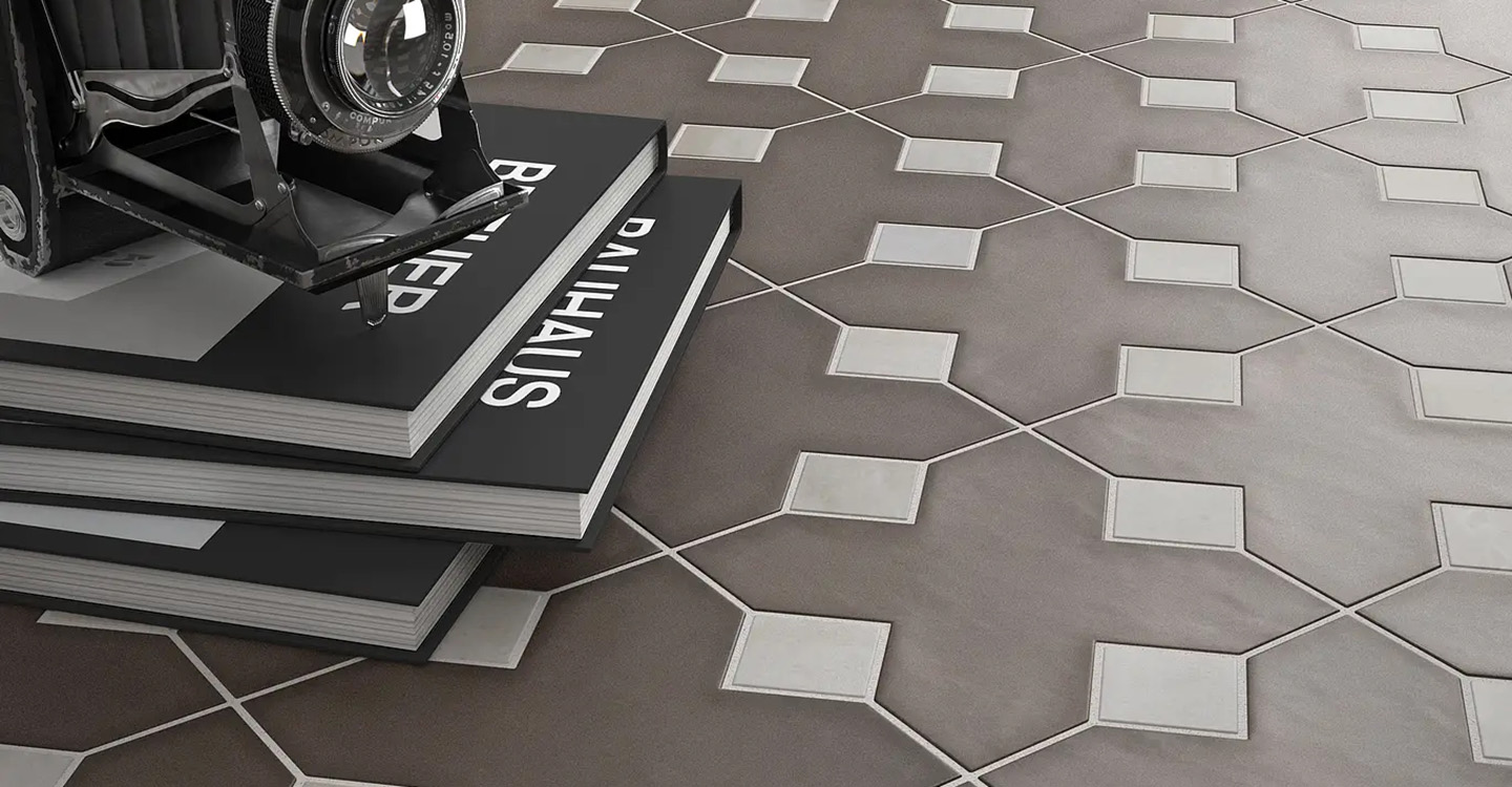 Casey-Phoenix-Charcoal-Matte-388144Casey-Phoenix-Inset-White-Matte-388157