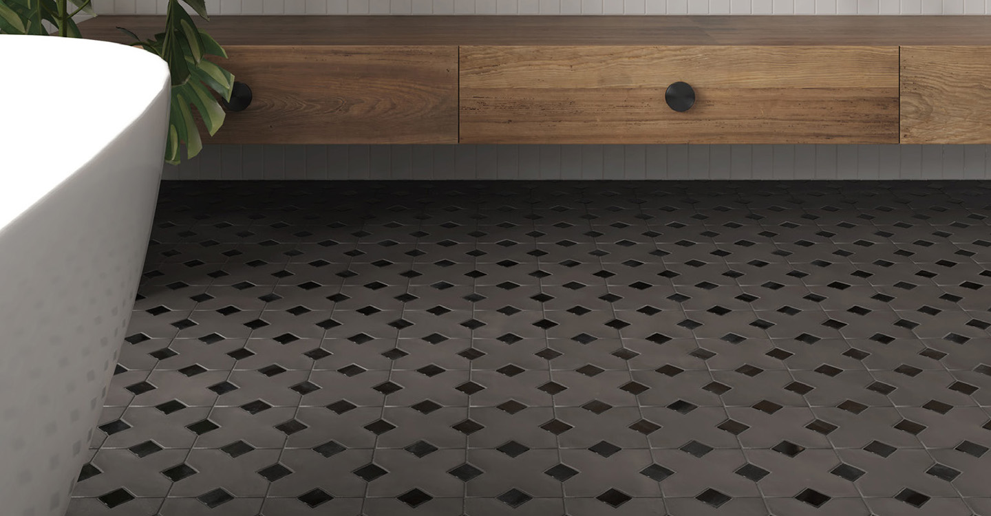 Casey-Phoenix-Charcoal-Matte-Inset-Black-Glossy-388144