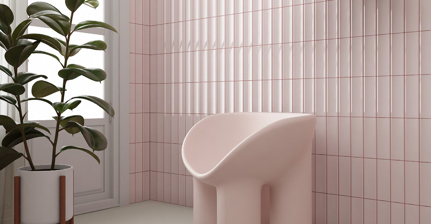 Casey-Roulette-In-Pink-Glossy-Swatch-388168