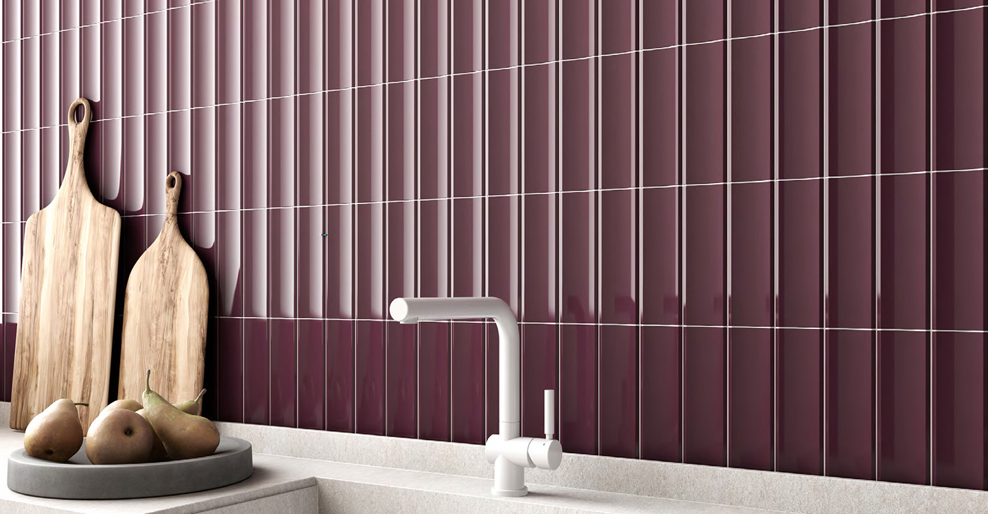 Casey-Roulette-In-Wine-Glossy-Swatch-388169