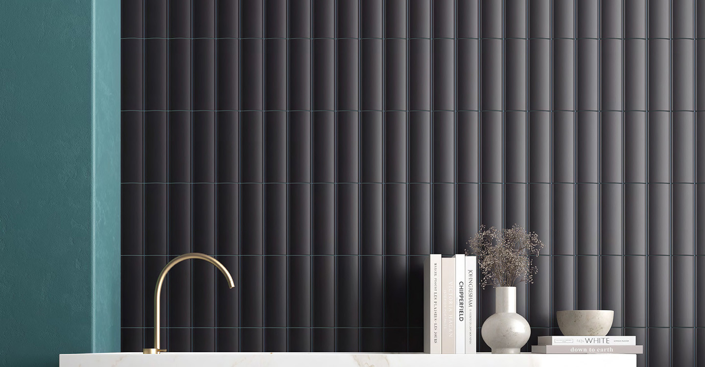 Casey-Roulette-Out-Charcoal-Matte-Swatch-388205