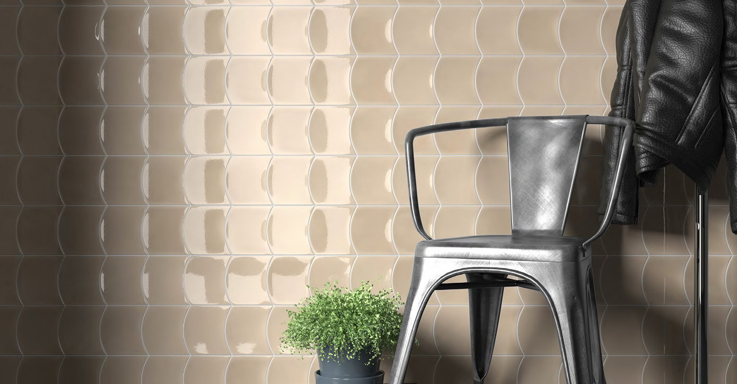 Casey-Billow-Beige-Glossy-Swatch-388208-1