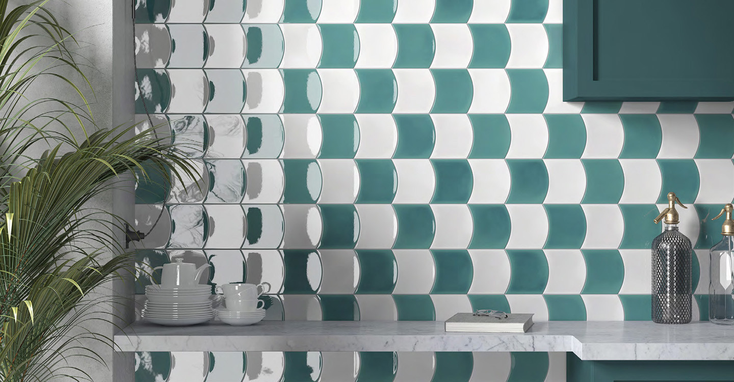 Casey-Billow-Teal-Glossy-White-Swatch-388210