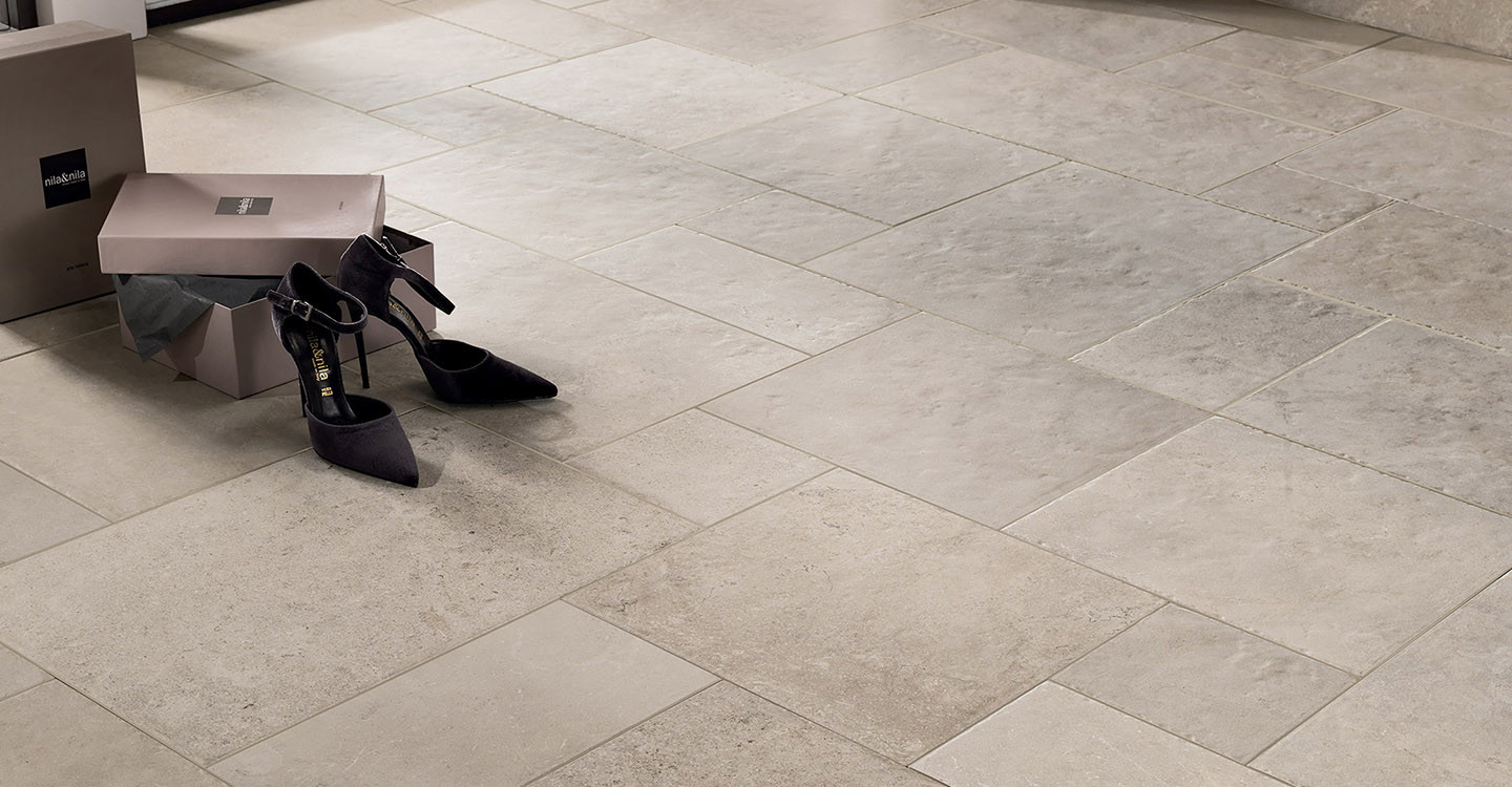 Affine-Catarina-Taupe-Antislip-Swatch-381209-13