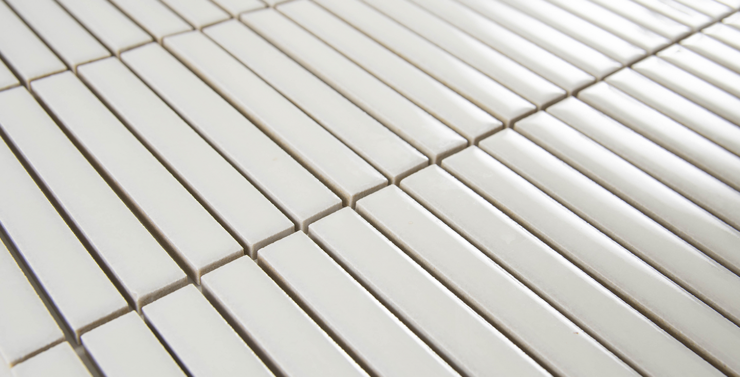 Umi-Tosuto-White-Glossy-381556_