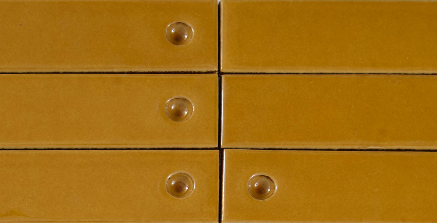 Santos-Isola-Amber-Glossy-408463