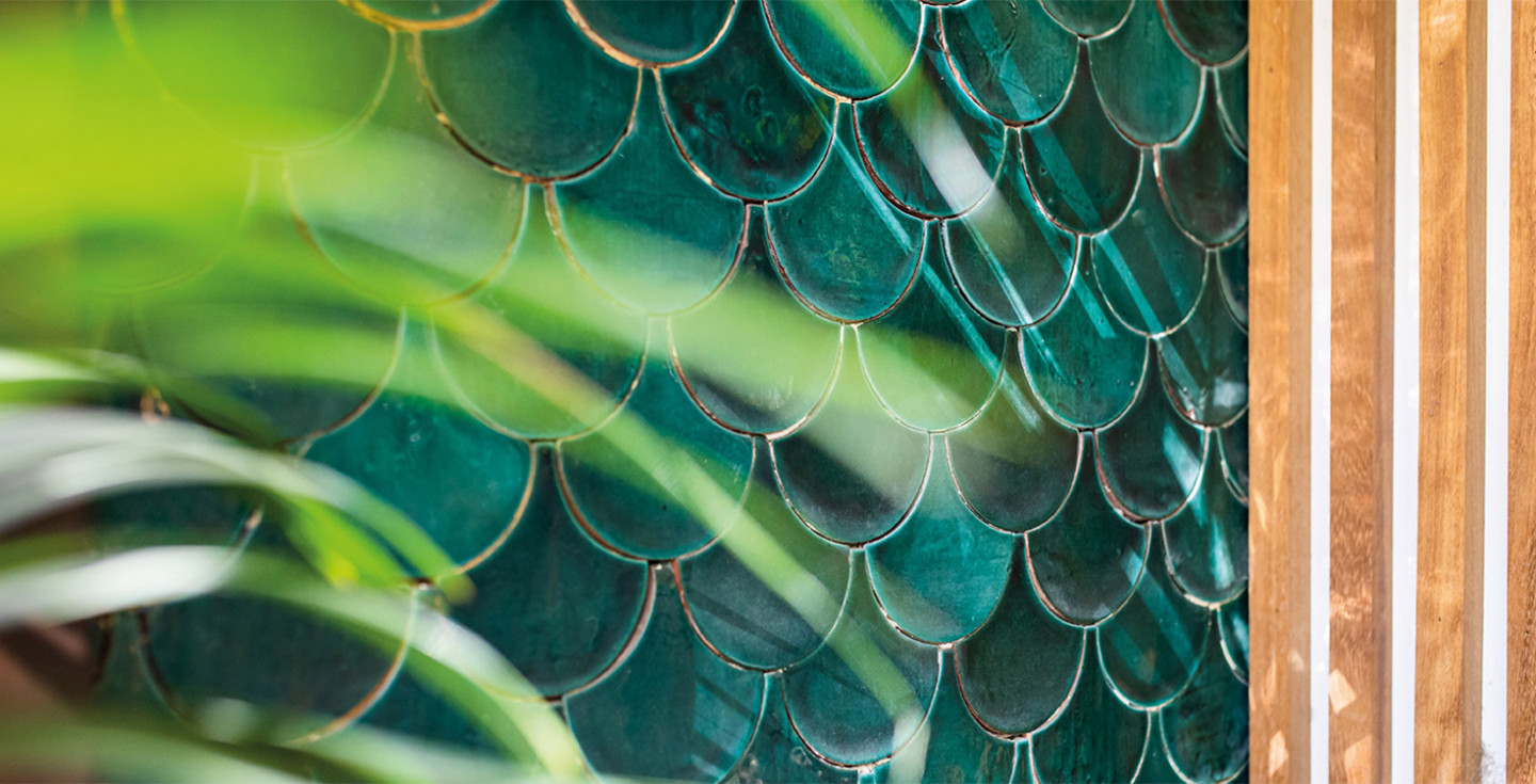 Amparo-Palma-Teal-Glossy-408485-6