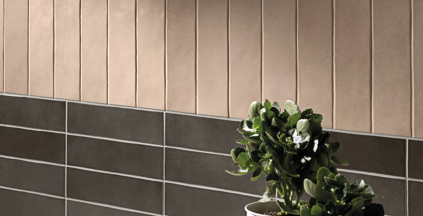 Madras-Camille-Sand-Glossy-404304_Madras-Camille-Olive-Glossy-404306-1