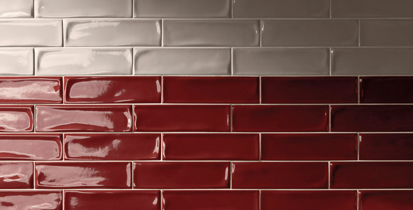 Madras-Trellis-Beige-Glossy-404309_Madras-Trellis-Red-Glossy-404315